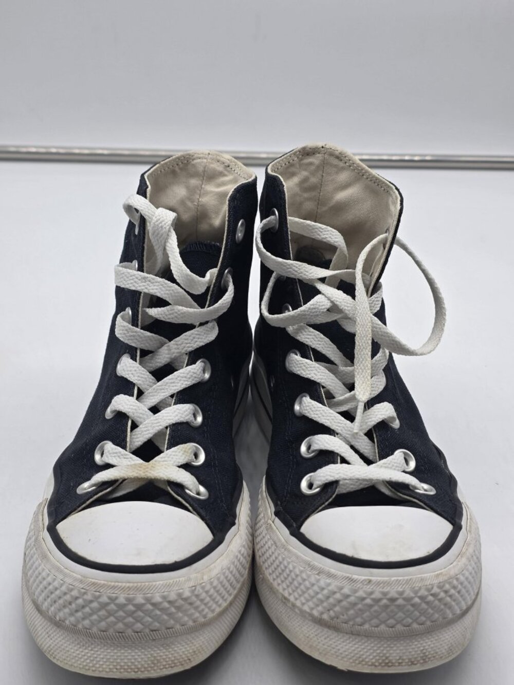 Converse All Star 2 Shoe Women 7 Lift Platform High Top Sneakers Damaged 560845C - Picture 2 of 16